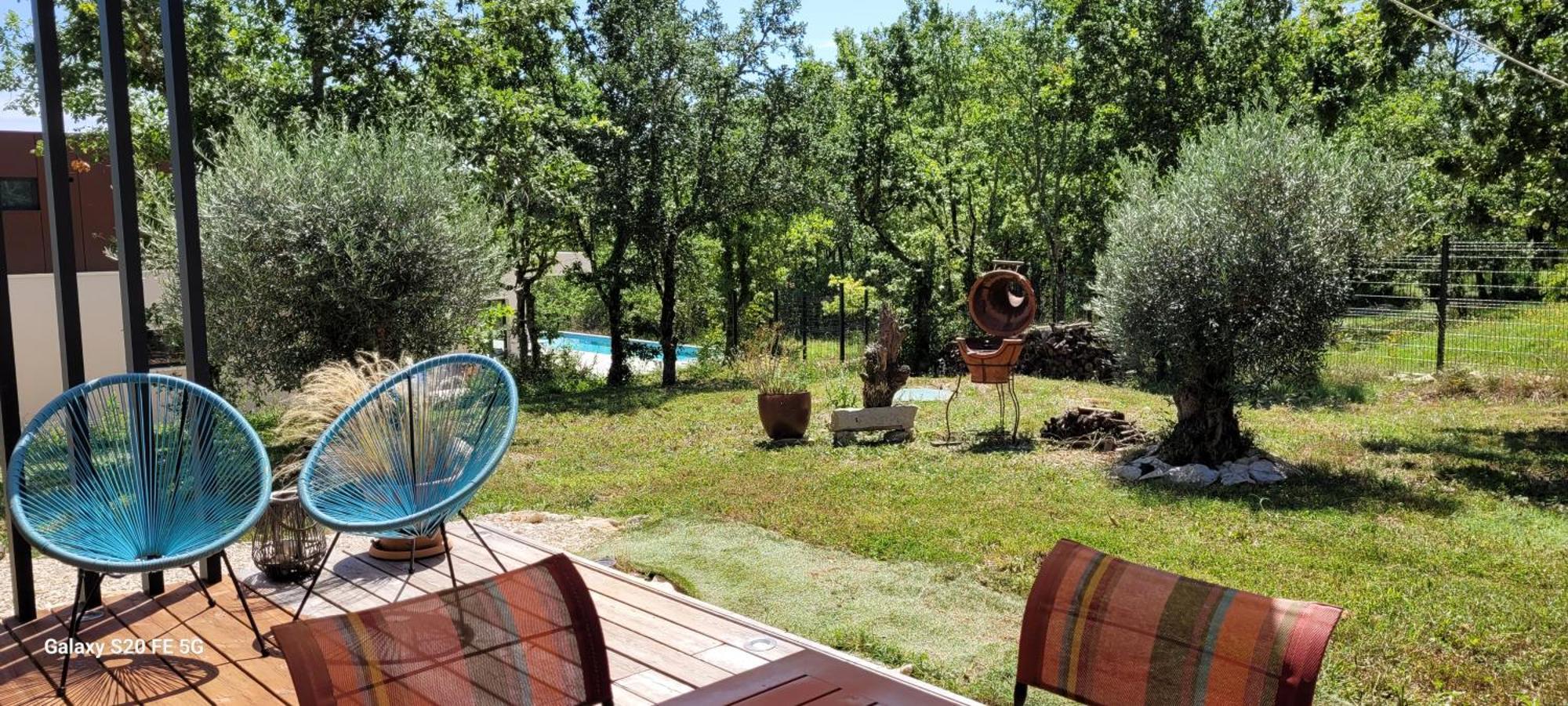 Вилла Tiny House Sud Du Lot Le Montat Экстерьер фото